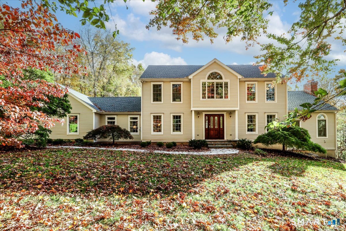 25 Christian Lane, Brookfield, CT 06804 | For Sale at $950,000