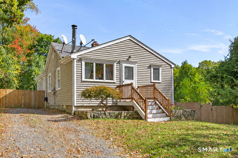 4 Hopewell Drive, New Fairfield, CT 06812 | For Sale at $314,900