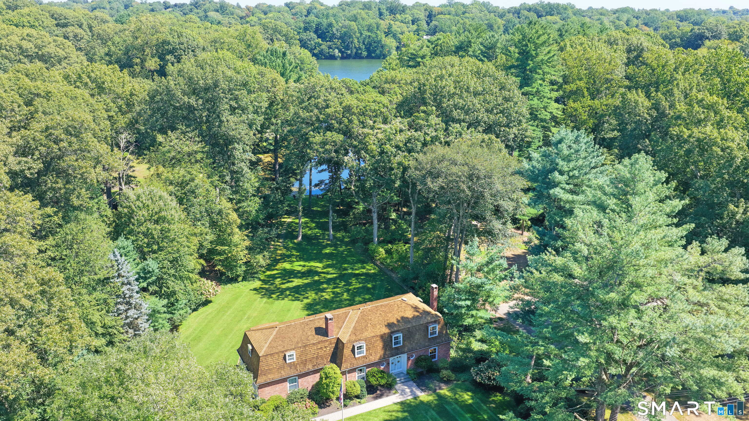 16 Alpine Road, Trumbull, CT 06611 | For Sale at $1,149,000