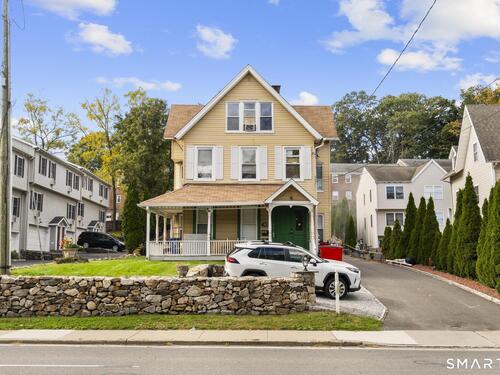  condo home for sale located at 25 Van Buren Avenue, 1, Norwalk, CT 06850