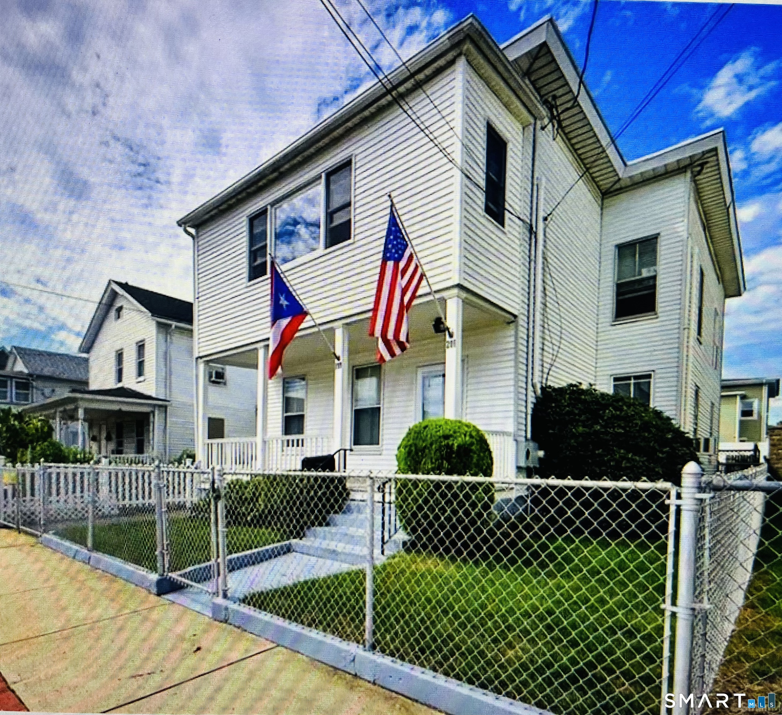 199 Park Street, Bridgeport, CT 06608 | For Sale at $585,000