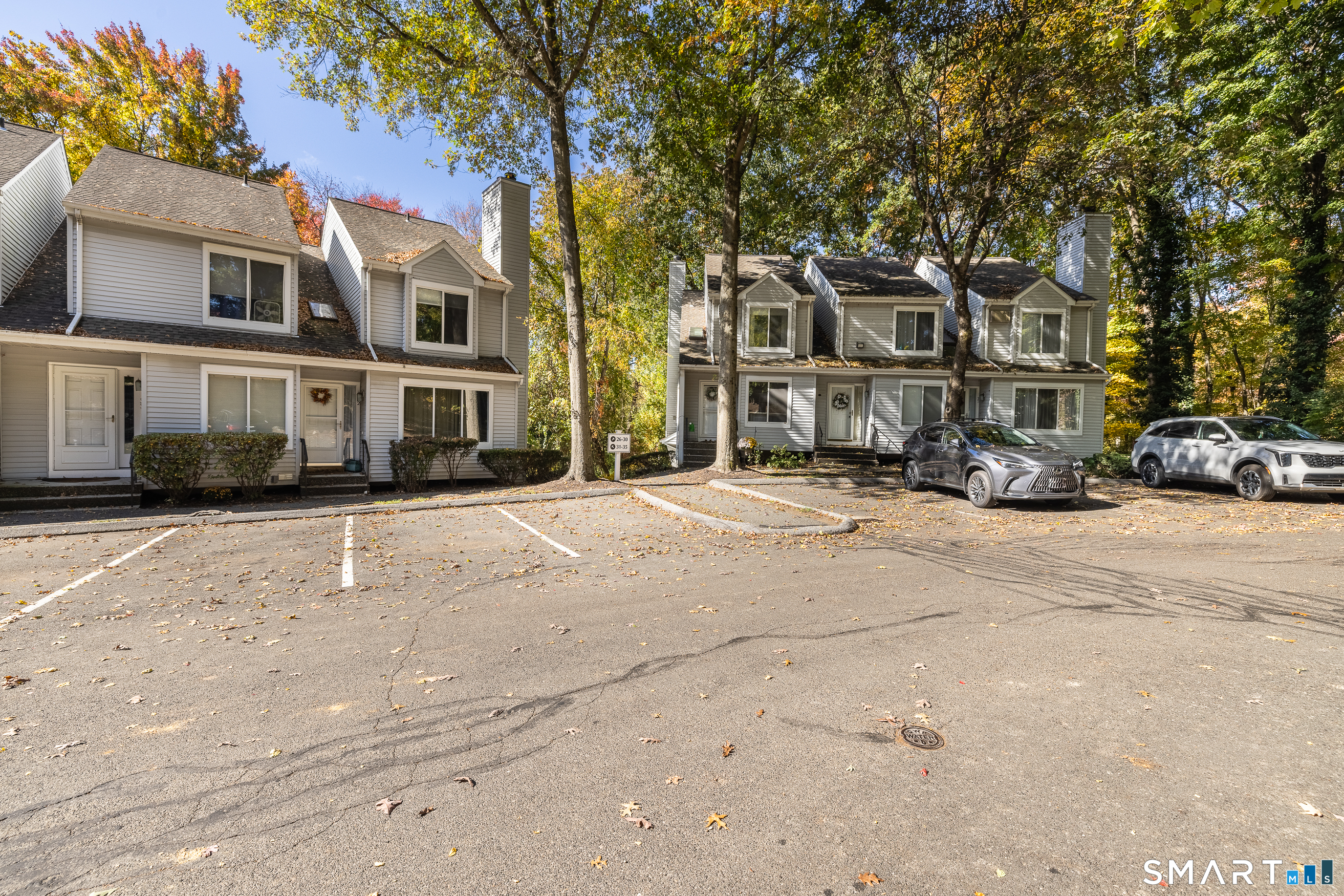 20 East Pembroke Road, 30, Danbury, CT 06811 | For Sale at $169,900