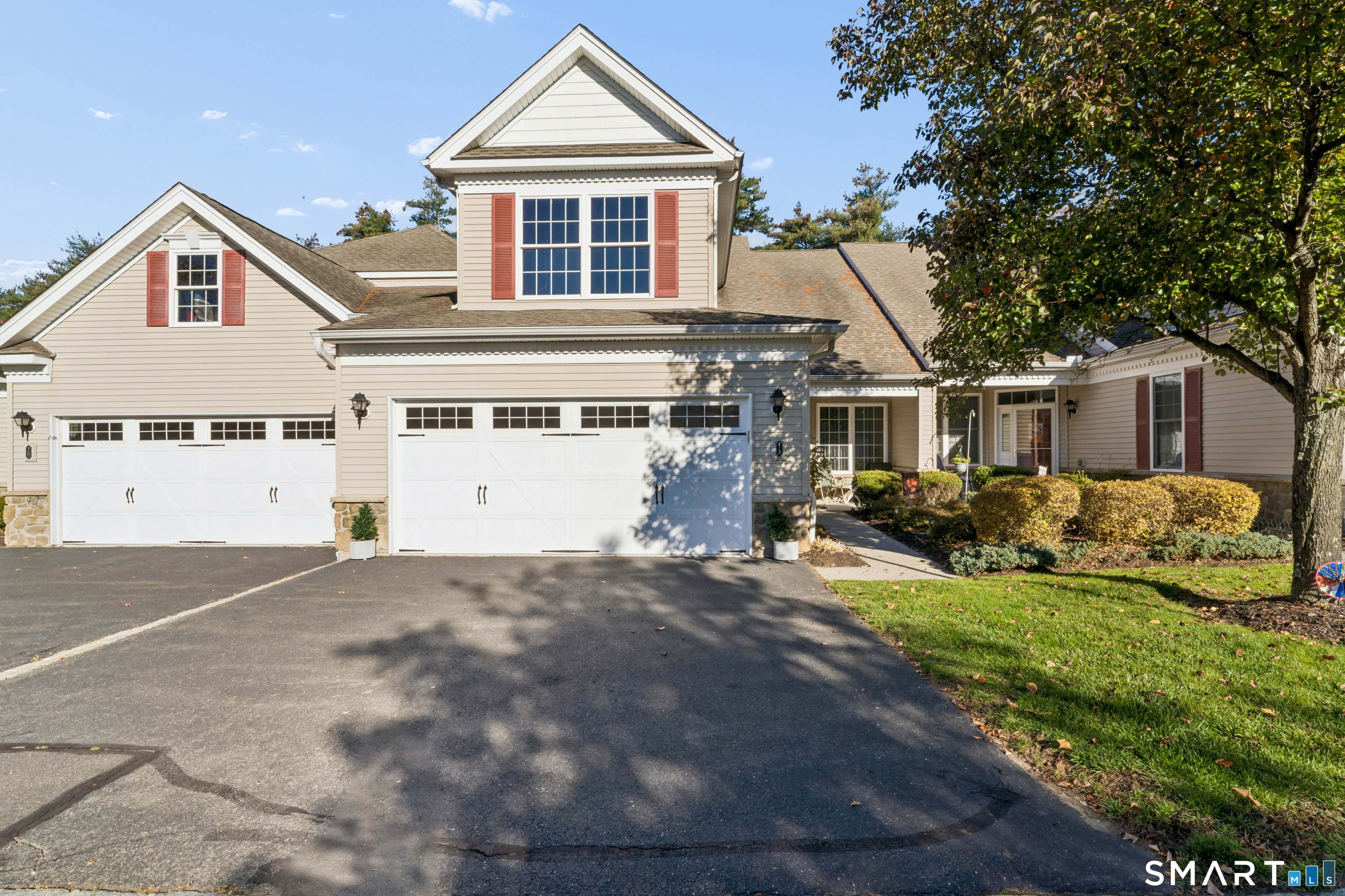 18 Watkins Drive, 18, Newtown, CT 06482 | For Sale at $540,000