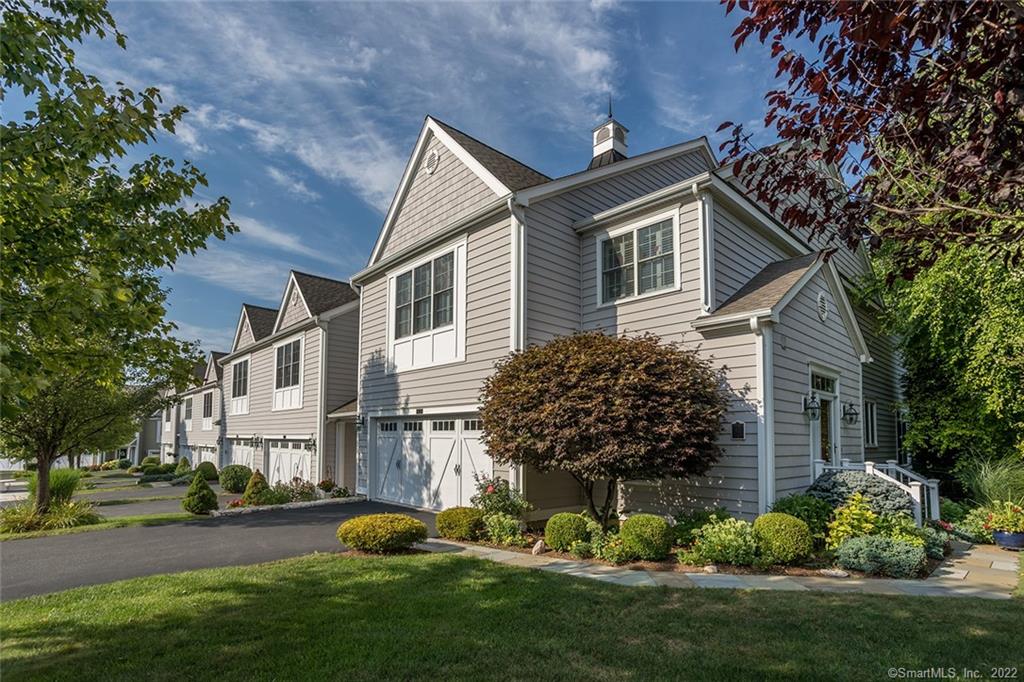45 Great Heron Lane, 45, Brookfield, CT 06804 waterfront townhome