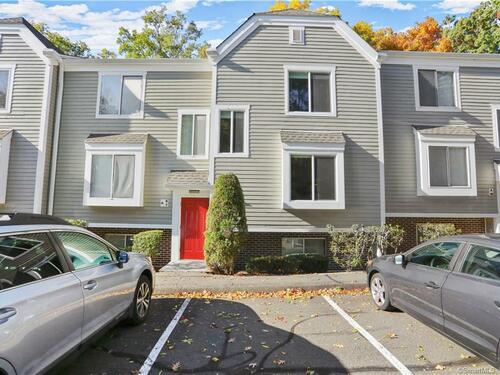 townhome condo for sale located at 71 Aiken Street, a8, Norwalk, CT 06851