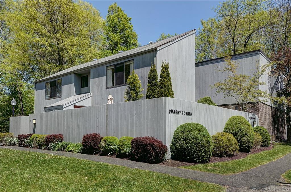 1 Quarry Corner, 12, Ridgefield, CT 06877 condo home sold