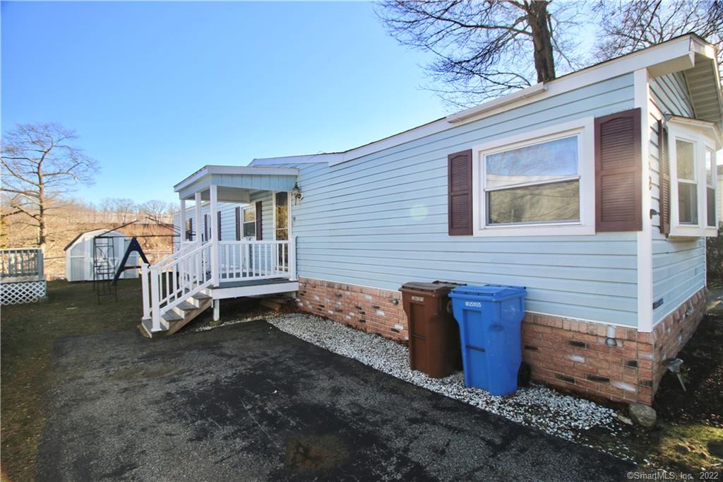 93 Woodland Park, Shelton, CT 06484 single family home sold