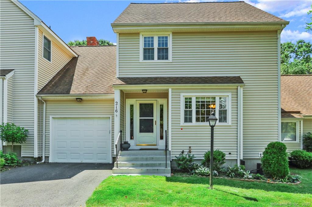 216 Fox Run, Shelton, CT 06484 townhome condo sold