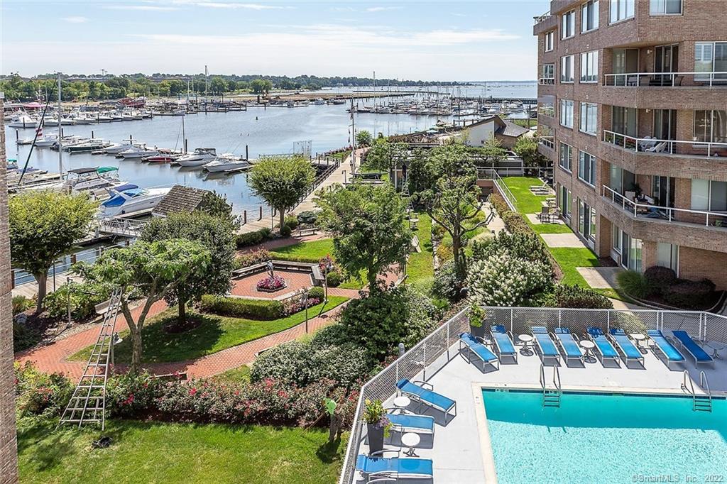 88 Southfield Avenue, 403, Stamford, CT 06902 waterfront condo home sold