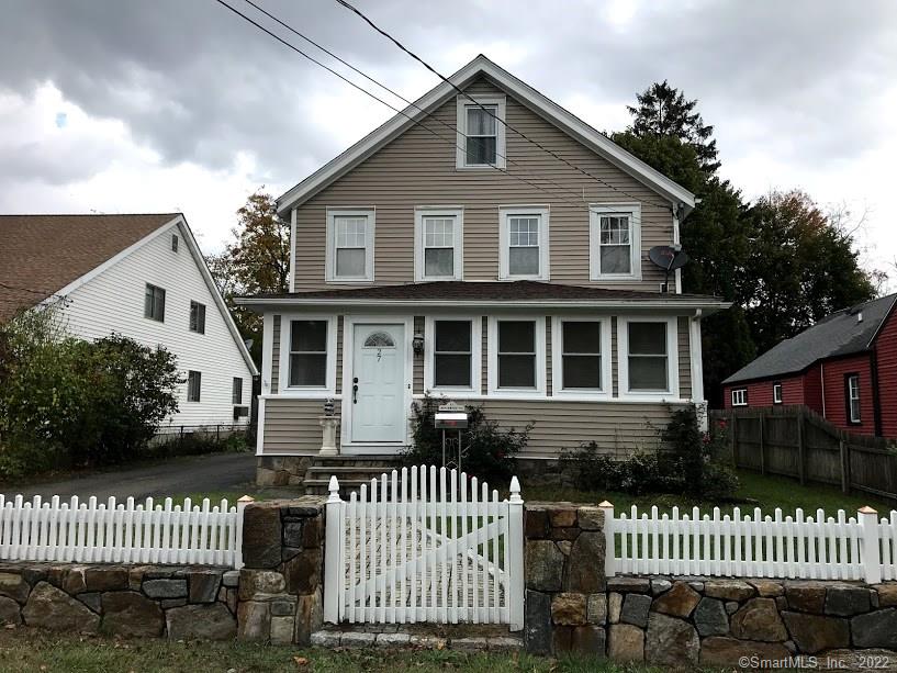 27 Maplewood Place, Stamford, CT 06905 single family home sold