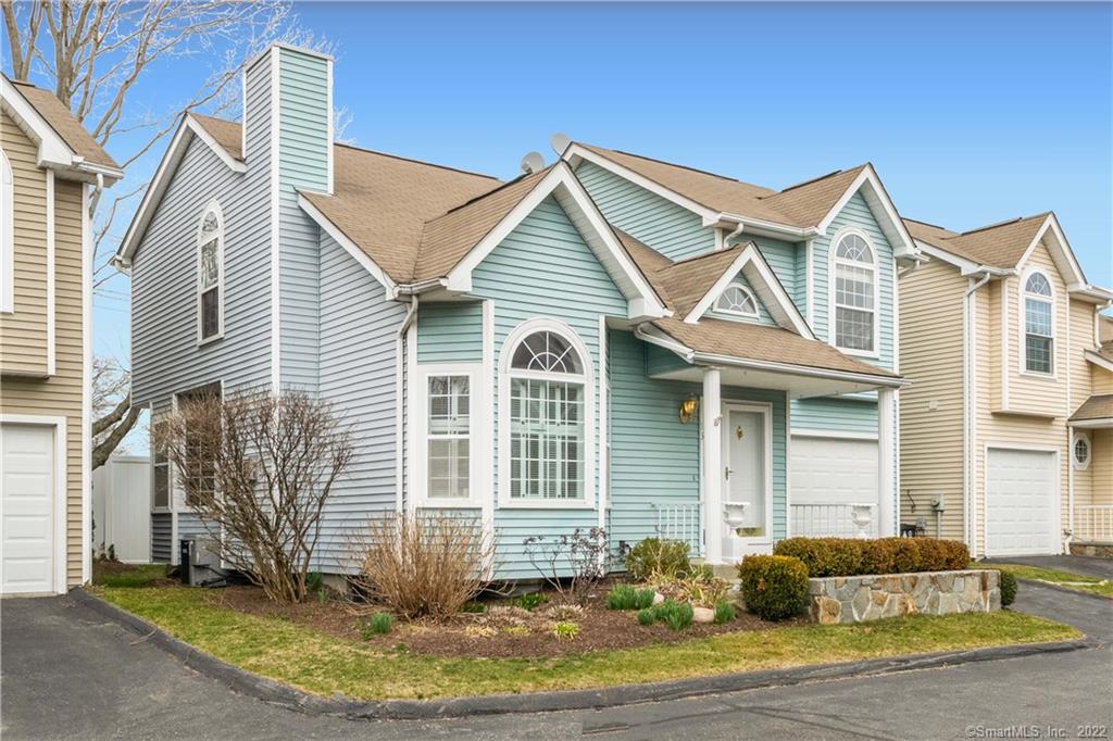 596 Glenbrook Road, 13, Stamford, CT 06906 townhome condo sold