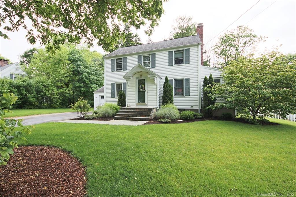 136 Hilltop Circle, Trumbull, CT 06611 single family home sold