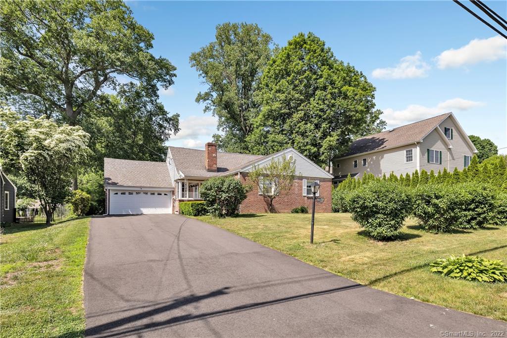 46 Blackhouse Road, Trumbull, CT 06611 single family home sold